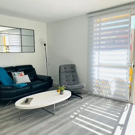 Linares - Playa De Cristianos 2 Bed Daire