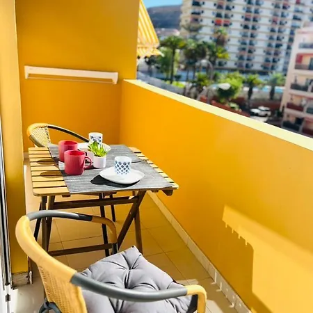 Linares Central Apartment Los Cristianos