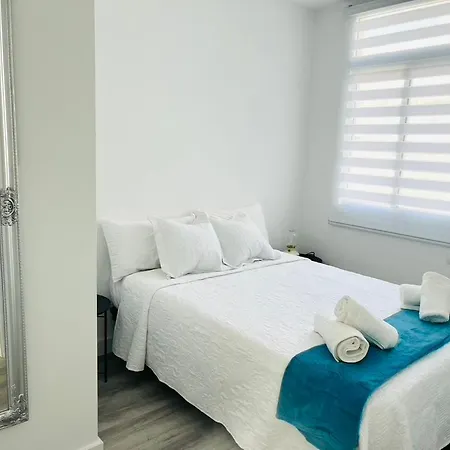 Apartment Linares - Playa De Cristianos 2 Bed *