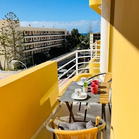 Linares Central Apartment Los Cristianos *