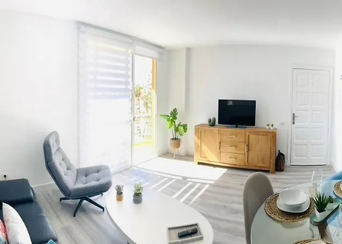 Linares - Playa De Cristianos 2 Bed Apartment Los Cristianos (Tenerife)