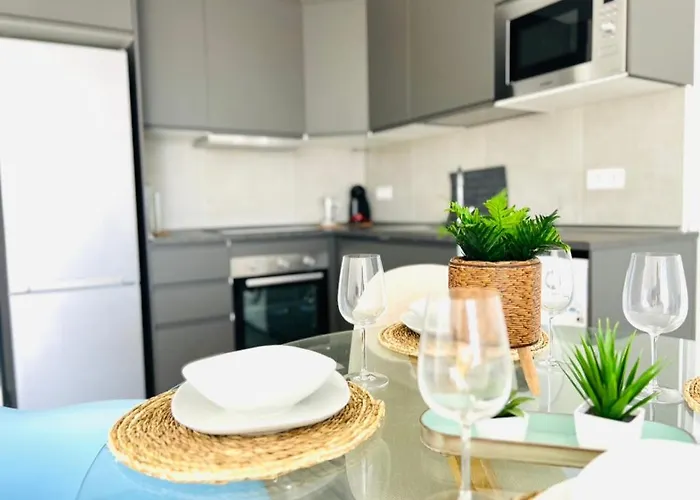 Linares - Playa De Cristianos 2 Bed Apartamento Los Cristianos (Tenerife)