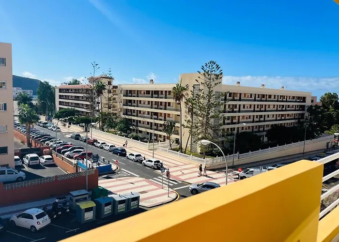 Linares - Playa De Cristianos 2 Bed * Los Cristianos (Tenerife)