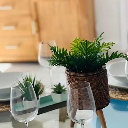 Linares - Playa De Cristianos 2 Bed Apartmán Los Cristianos (Tenerife)